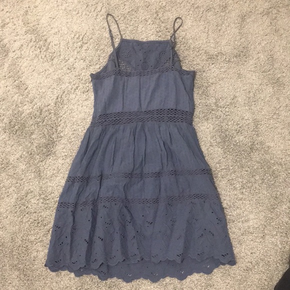 Dress - Picture 3 of 4